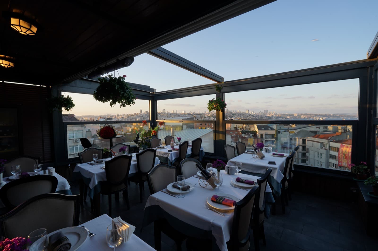 Istanbul Sunset Tour — Bosphorus Shore, Süleymaniye and Dinner at Pino Gare 6