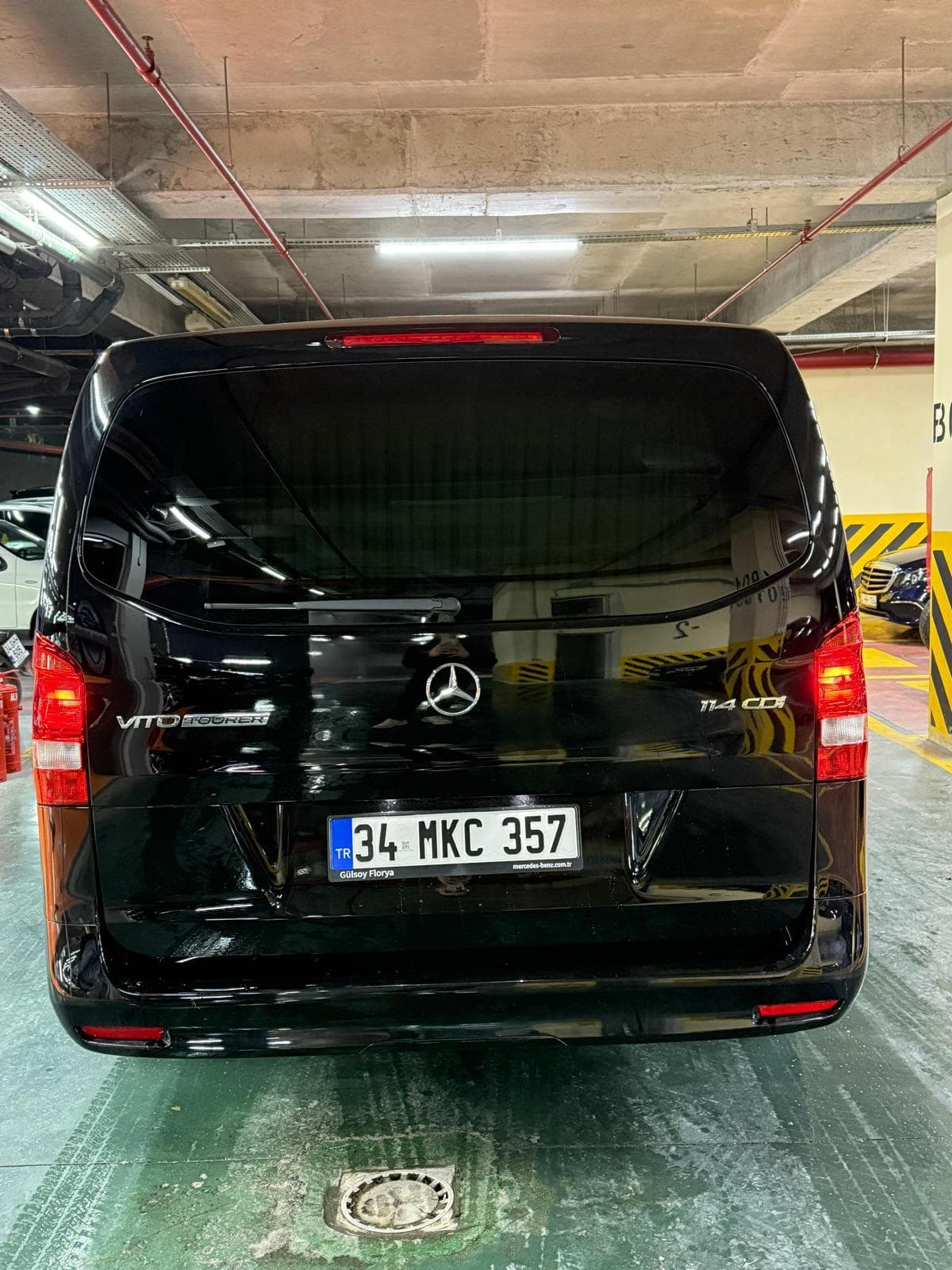 Mercedes-VW Vito-Transporter - Image 2