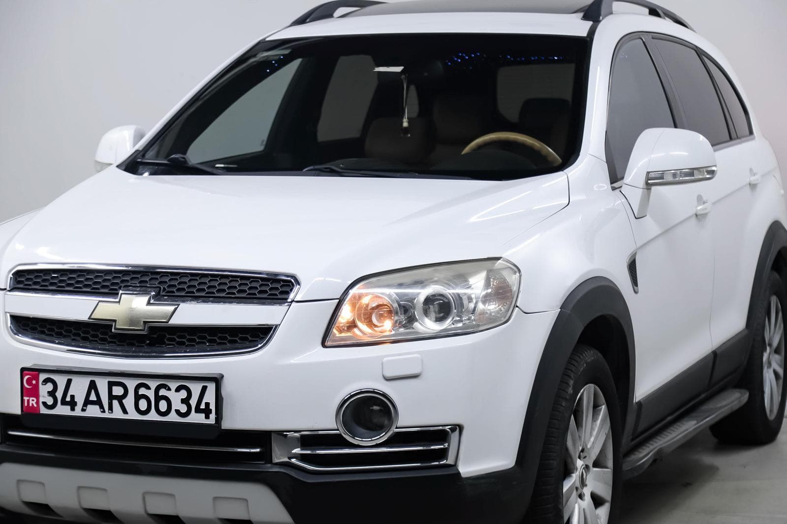 Sedans 4 Door - Image 3