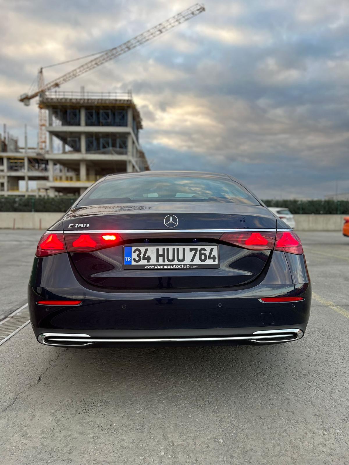 Mercedes E Class - Image 10