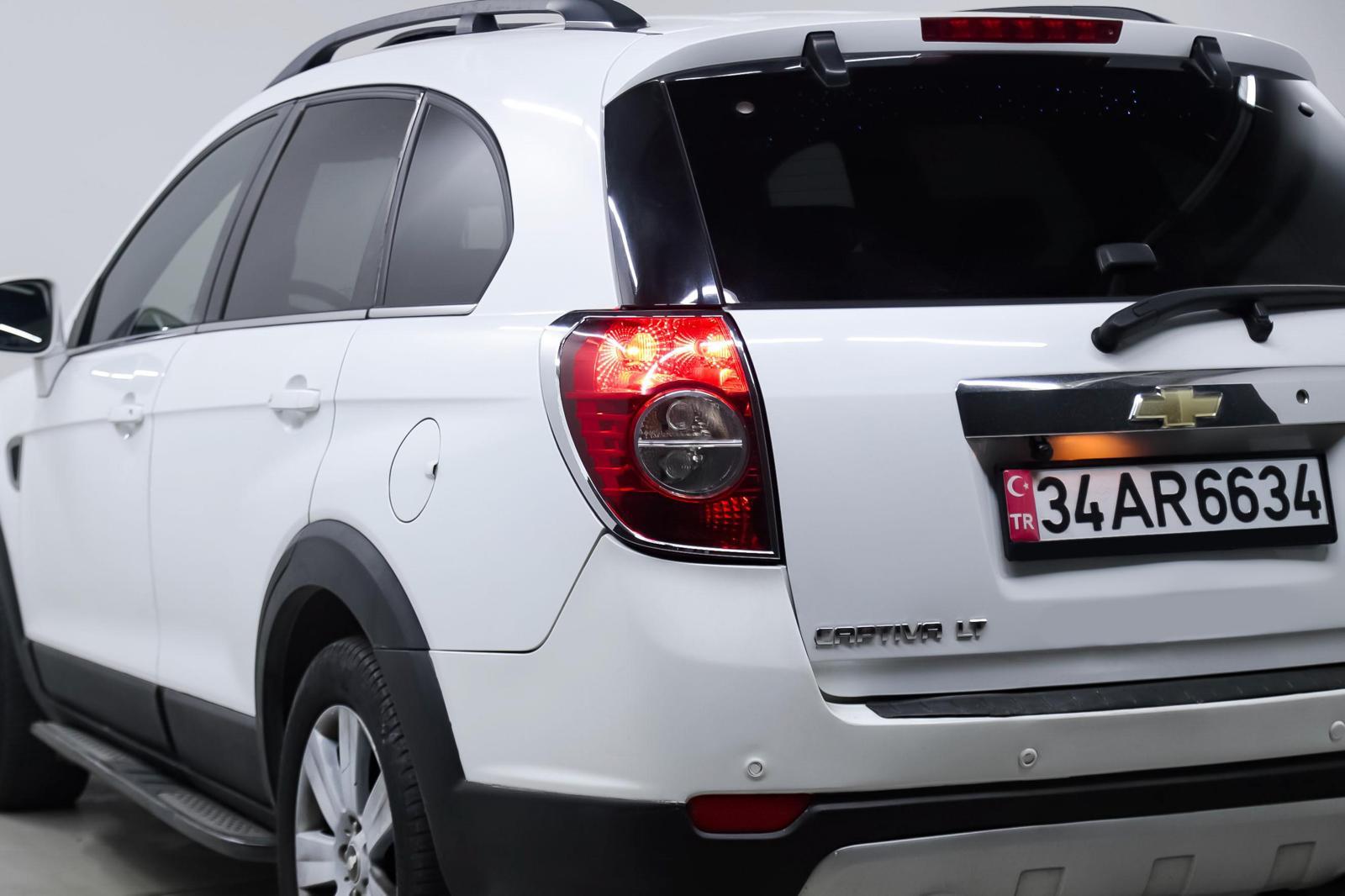 Sedans 4 Door - Image 2