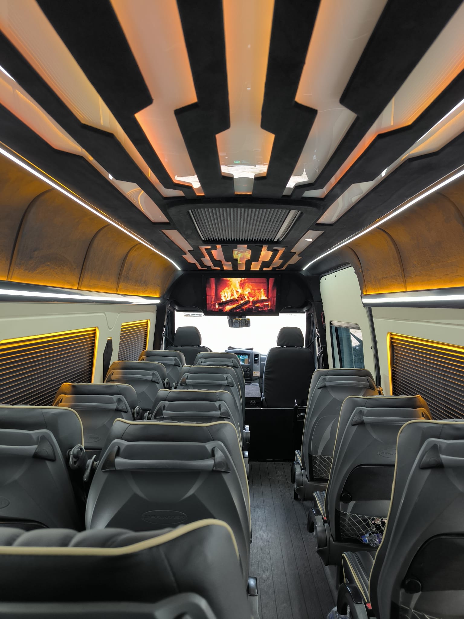 Mercedes Sprinter - Image 2